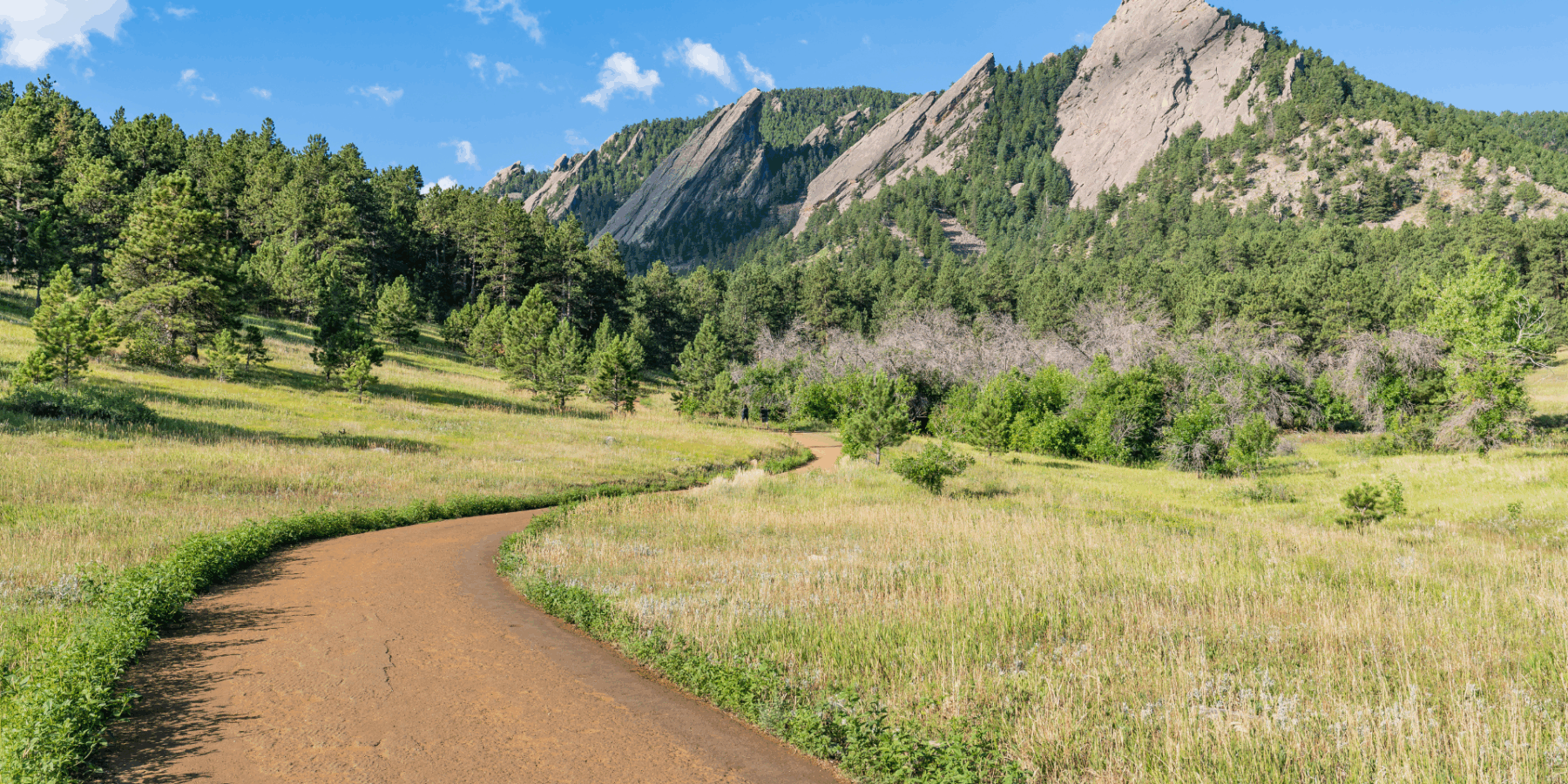 Head-On Boulder County Accident Leaves One Dead, One Seriously Injured